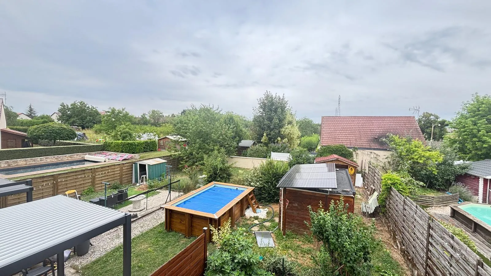 Belle maison rénovée de 124 m² avec jardin et terrasse à Marsannay-le-Bois 