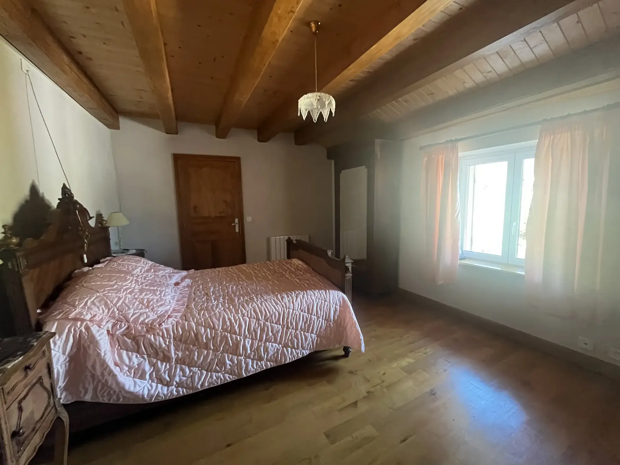 Maison ancienne de 125 m² à Senaide avec terrasse, garage et terrain arboré 