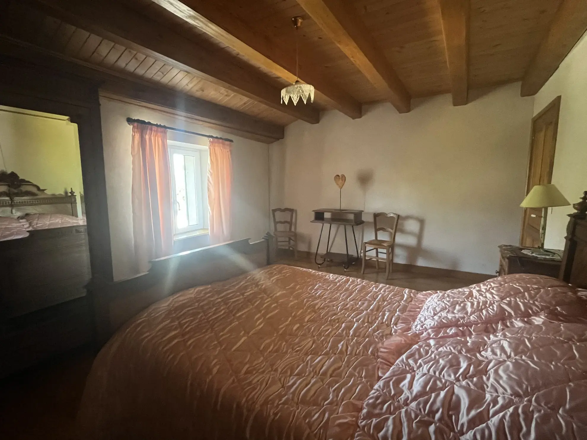 Maison ancienne de 125 m² à Senaide avec terrasse, garage et terrain arboré 