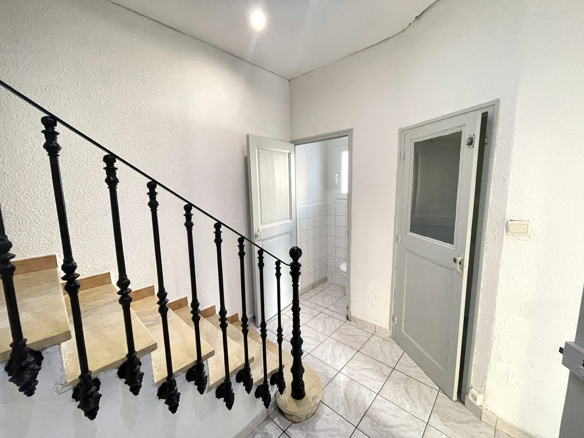 Maison 100 m² à Bessan avec jardin exposé sud et grand garage 