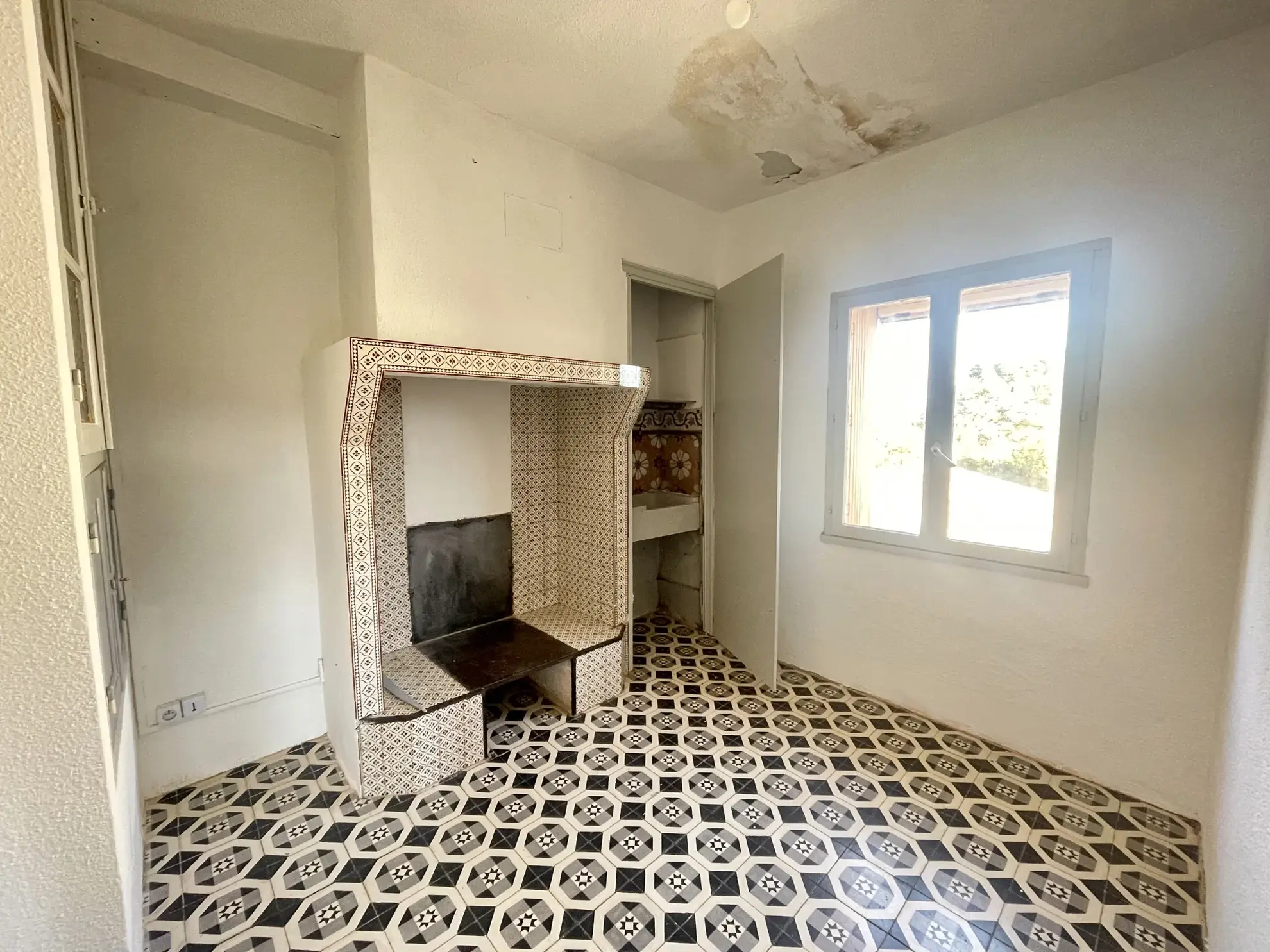 Maison 100 m² à Bessan avec jardin exposé sud et grand garage 