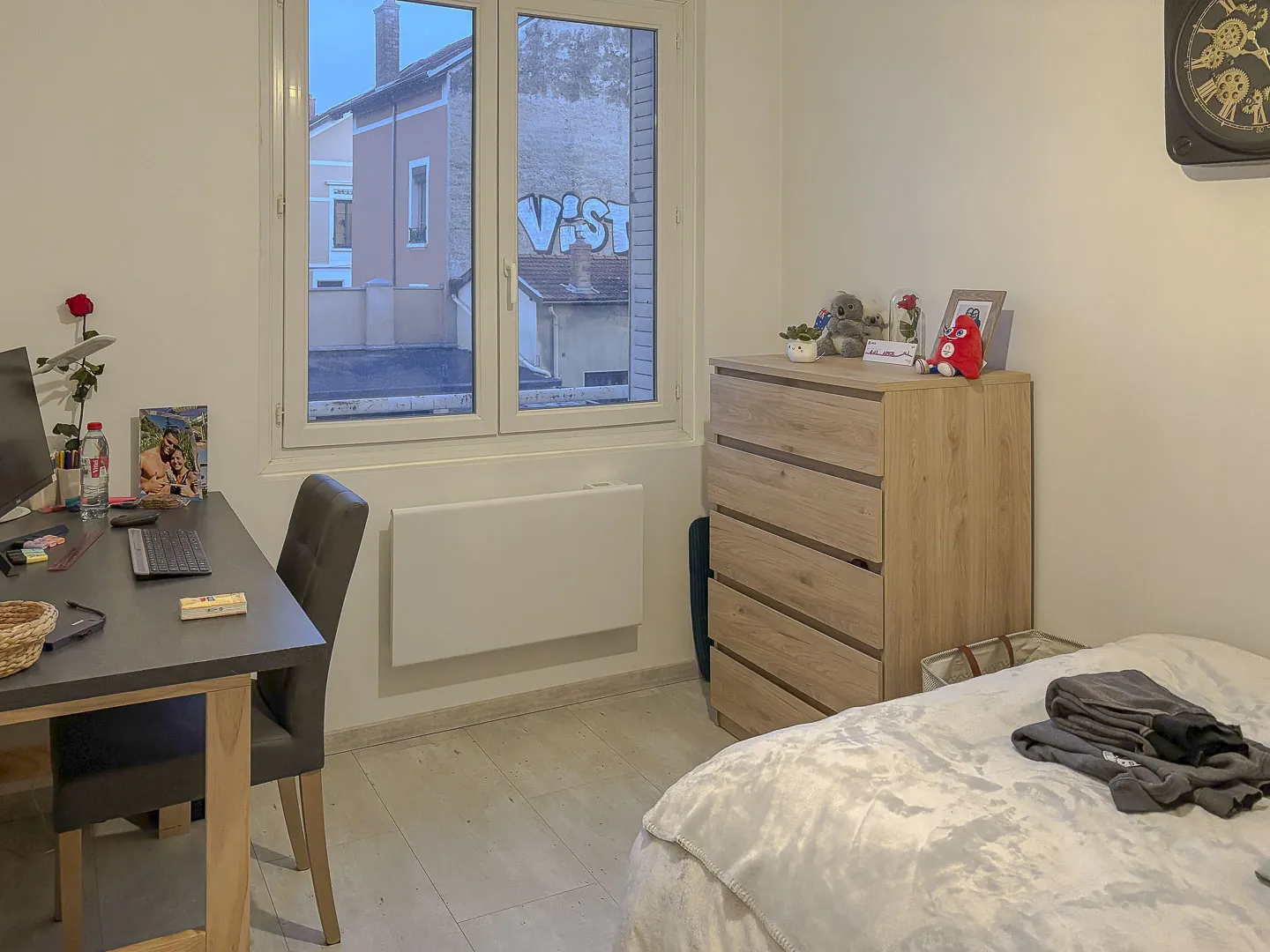 Appartement T3 lumineux à Villeurbanne avec balcon, cave et parking 