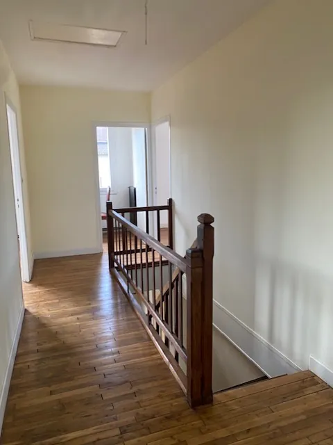 À vendre grande maison de campagne à Meuzac avec terrasse et vue imprenable 