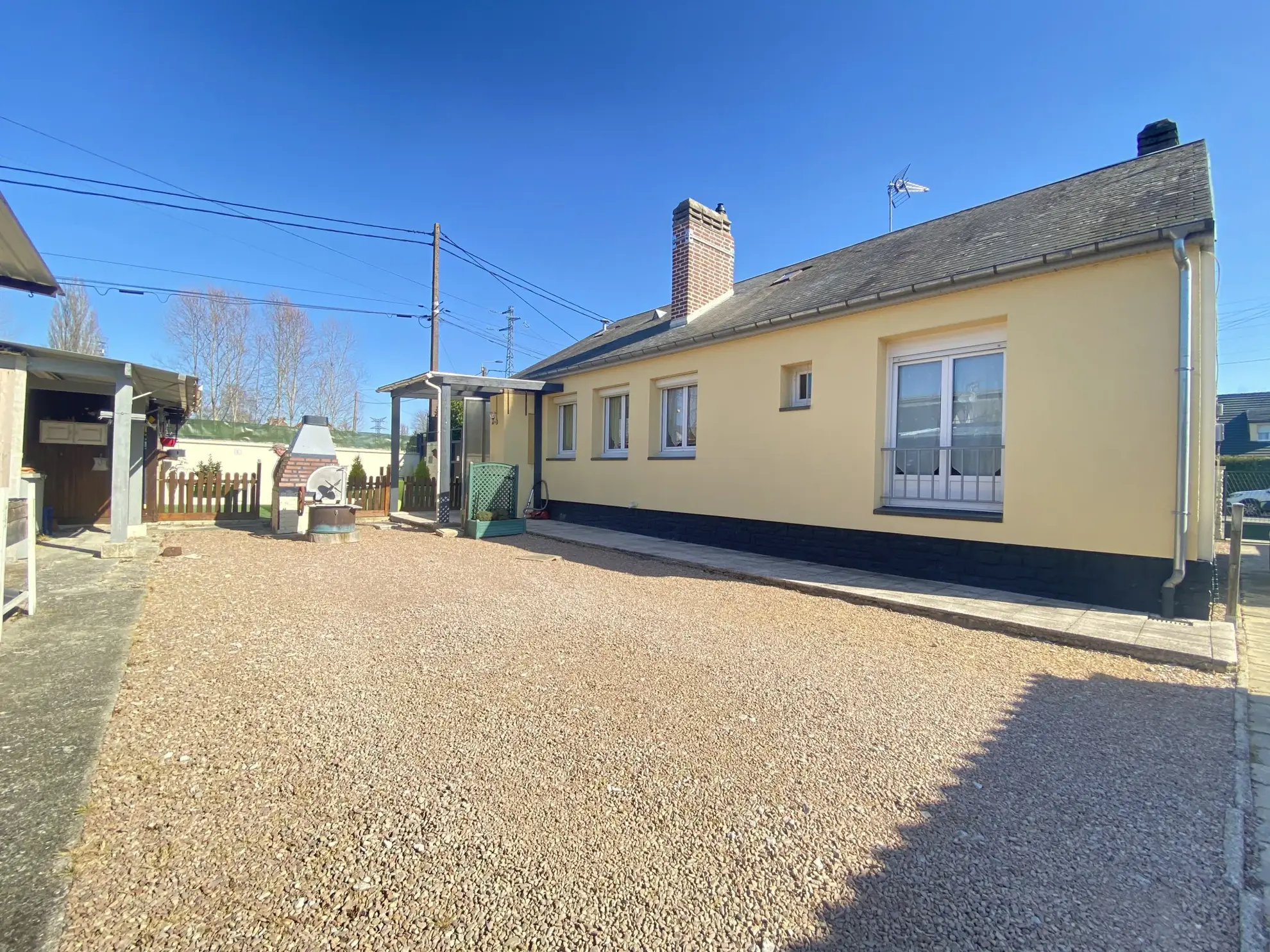 A vendre maison 3 chambres à Abbeville, terrain de 458m² 