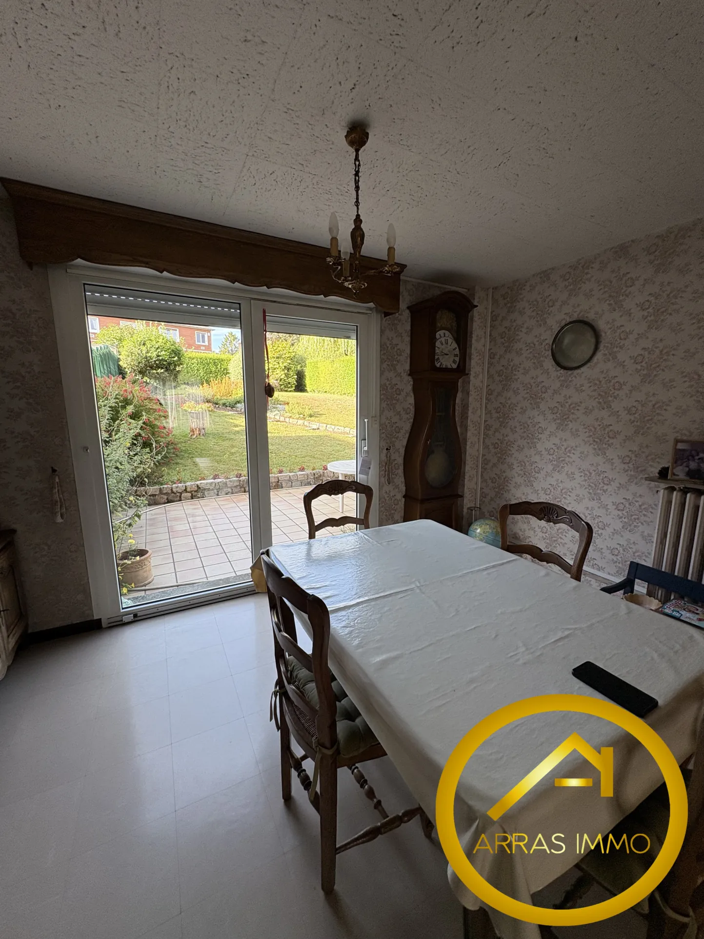 Maison familiale à Arras de 80m² proche des commodités avec jardin 