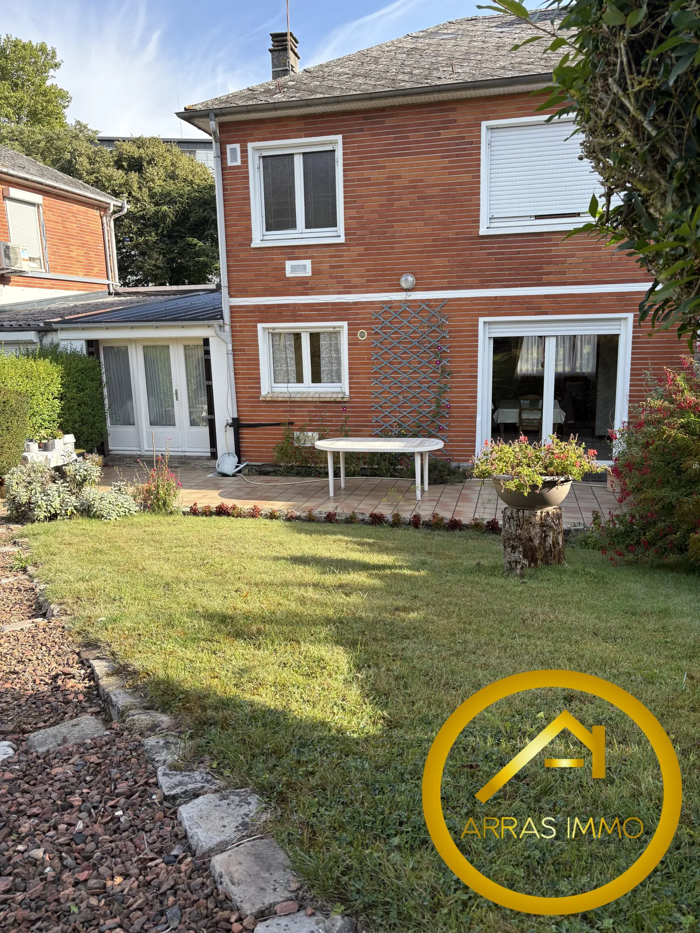 Maison familiale à Arras de 80m² proche des commodités avec jardin