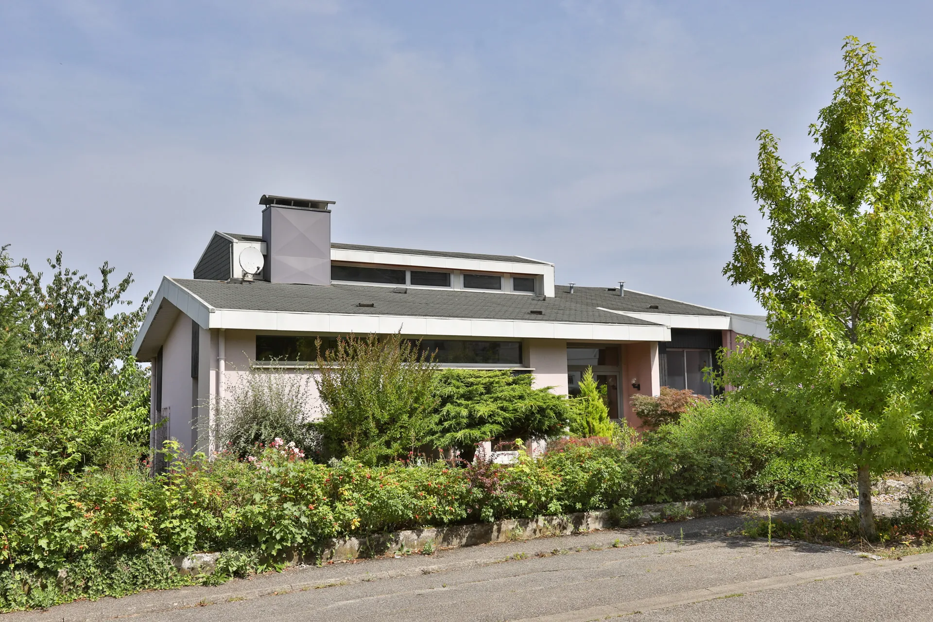 Maison d'architecte de 152 m² à Altkirch dans un quartier résidentiel recherché 