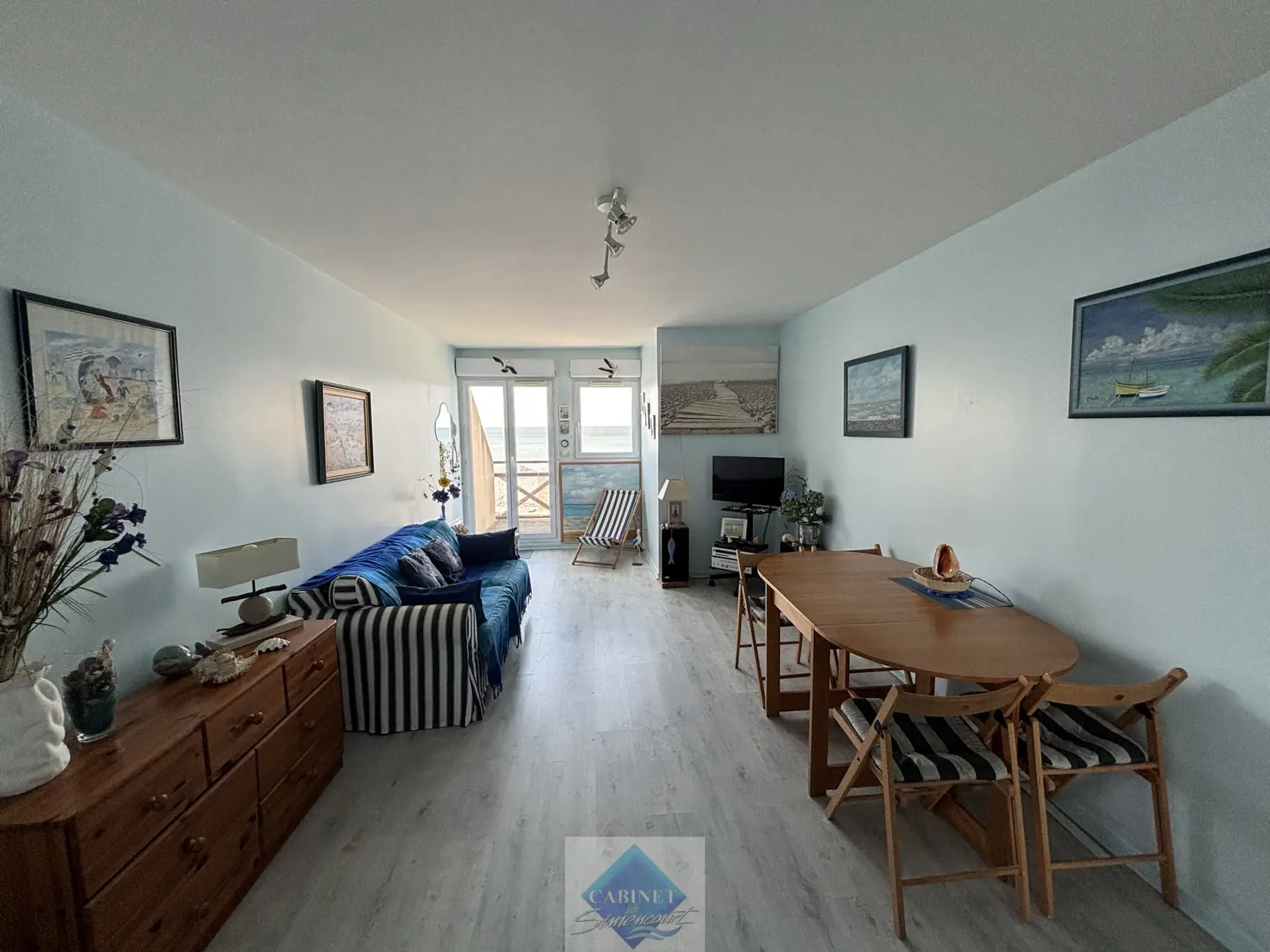 Appartement duplex face mer avec parking et cave à Cayeux-sur-Mer 
