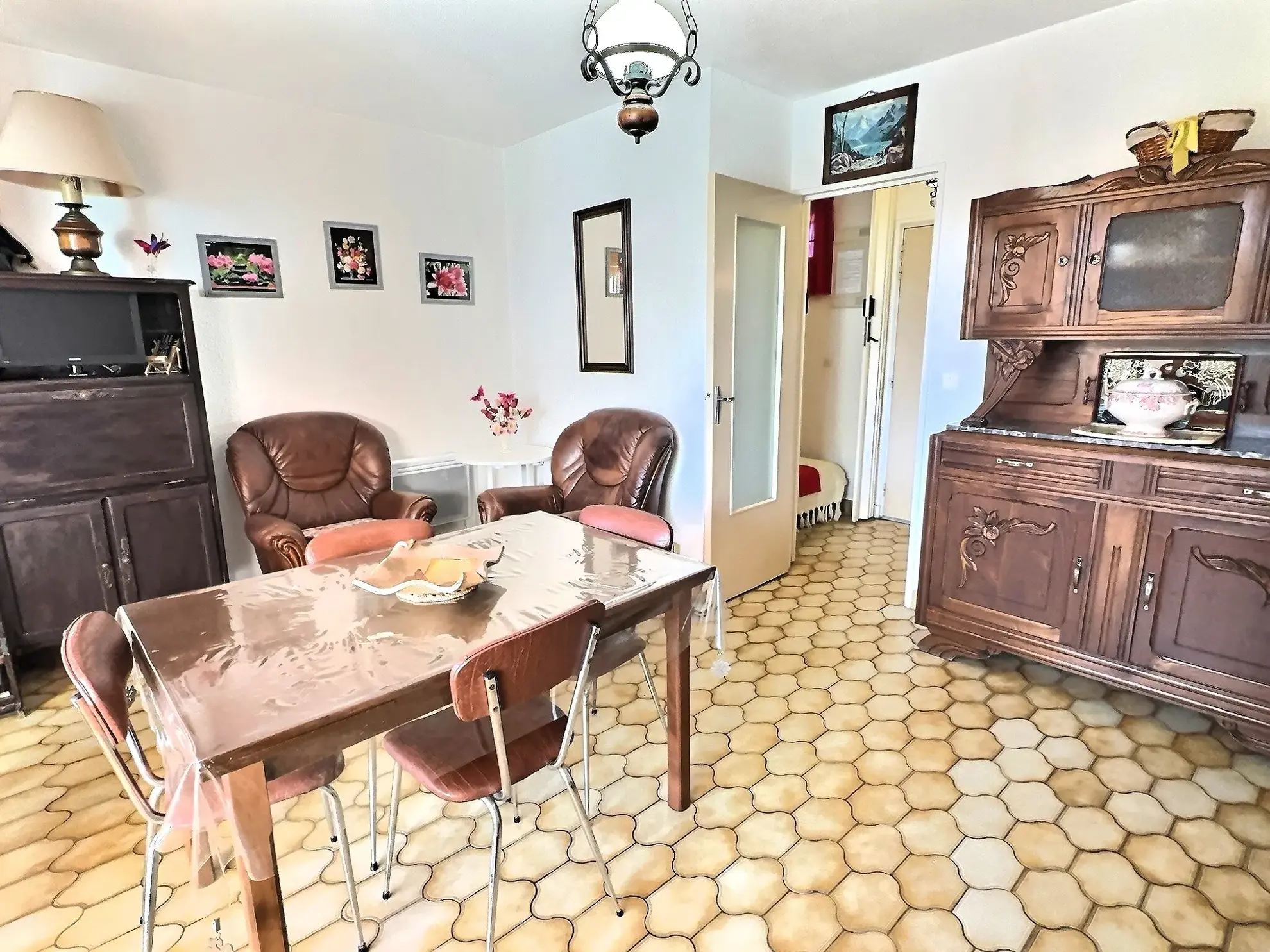 Appartement à Saint-Cyprien Plage à 200 m de la plage avec terrasse et parking 