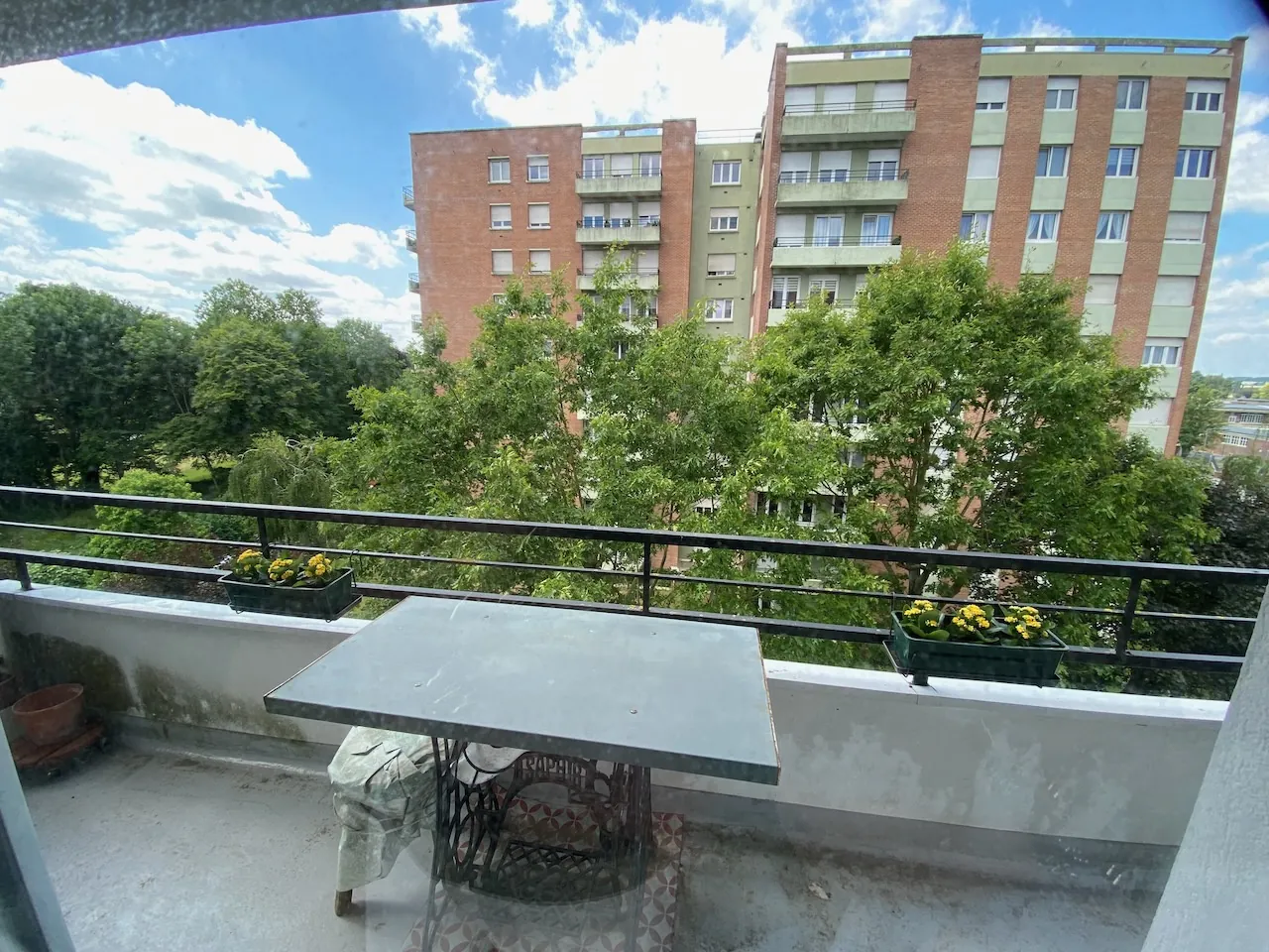 Appartement 3 pièces avec balcon à vendre à Maubeuge, résidence de standing 