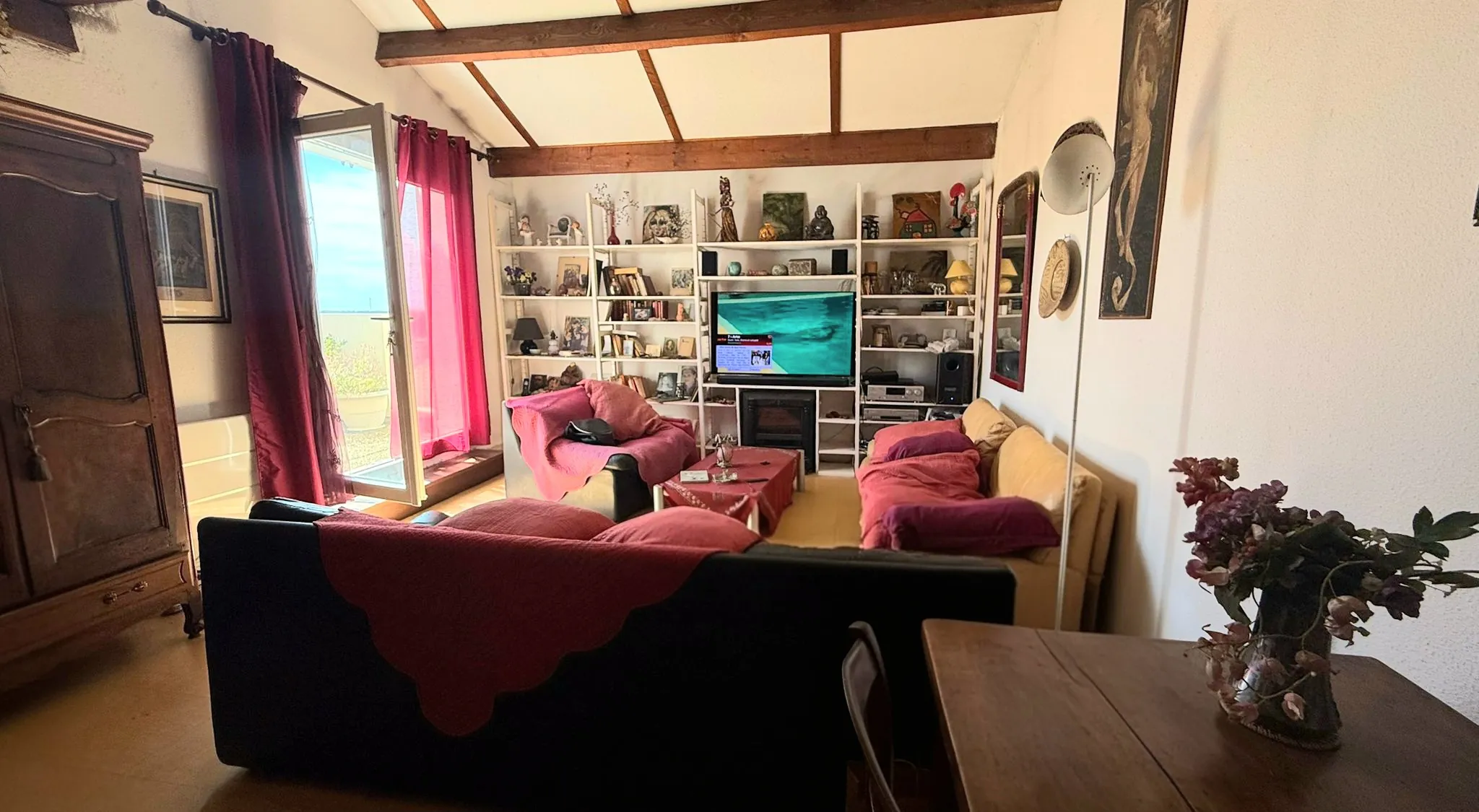 Appartement duplex de 60,96 m² avec 2 terrasses, garage et parking à Martigues Ferrières 