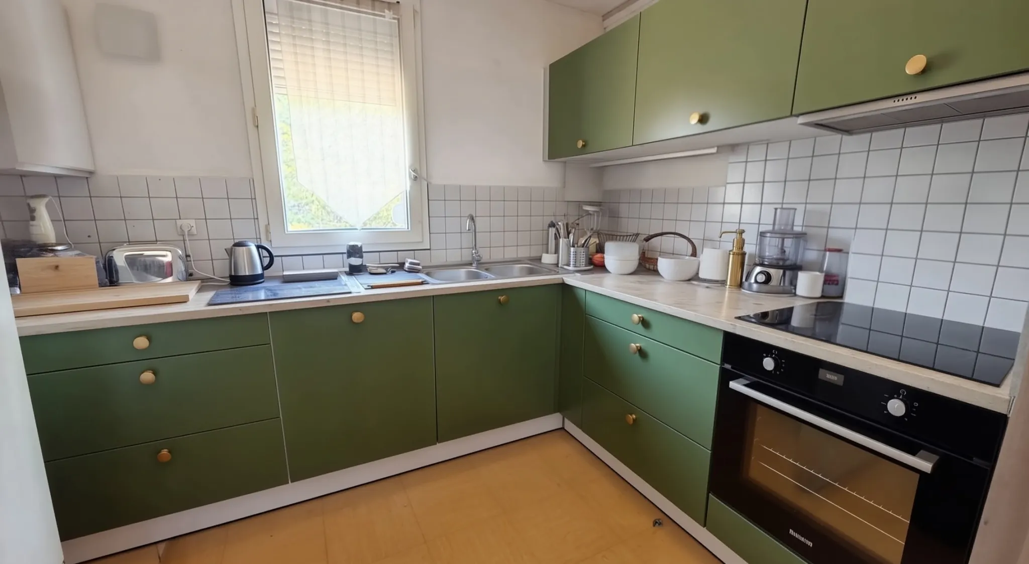 Appartement duplex de 60,96 m² avec 2 terrasses, garage et parking à Martigues Ferrières 