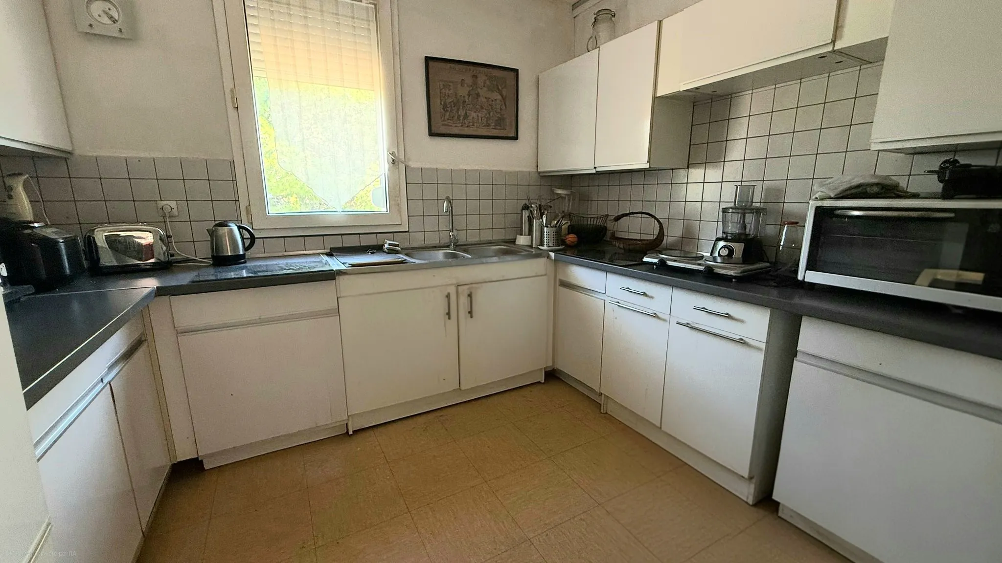 Appartement duplex de 60,96 m² avec 2 terrasses, garage et parking à Martigues Ferrières 