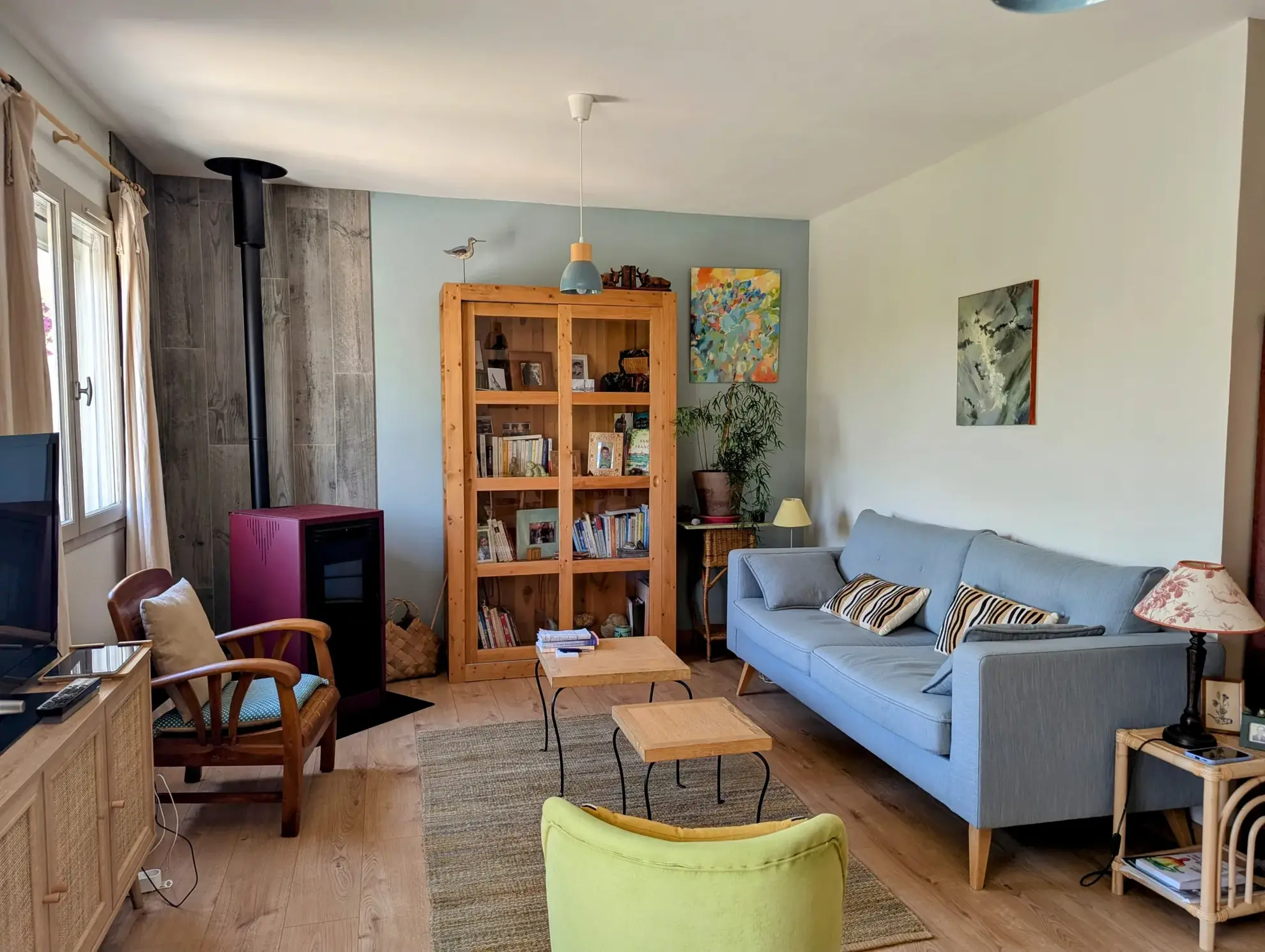 Villa récente à Ginestas avec jardin et atelier, idéale pour résidence ou investissement 