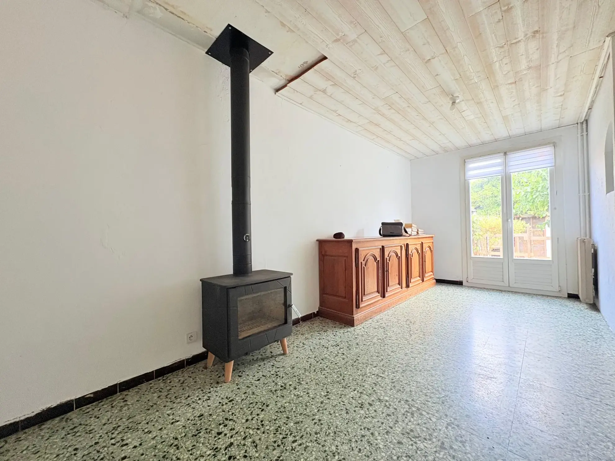 Villa 3 chambres à Thuir avec jardin, garage et équipements modernes 