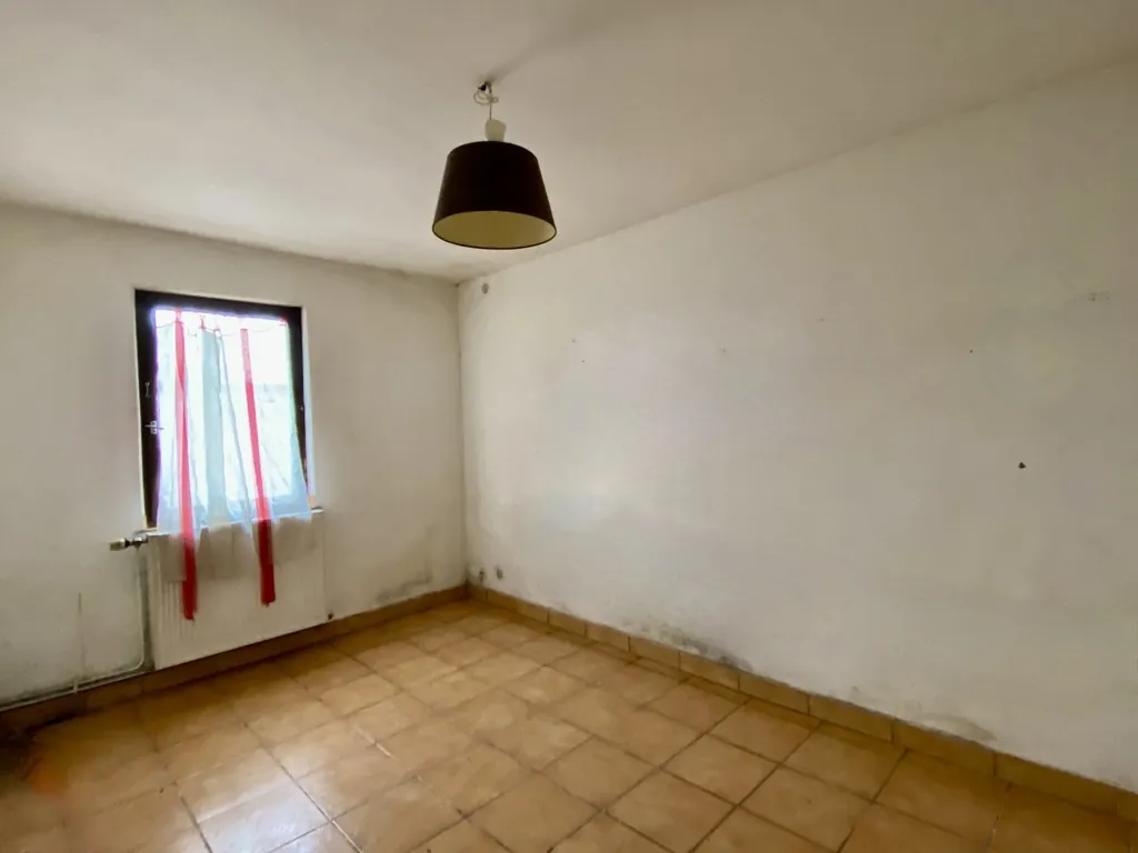 Ensemble immobilier avec potentiel à Hautmont - Investissement locatif 