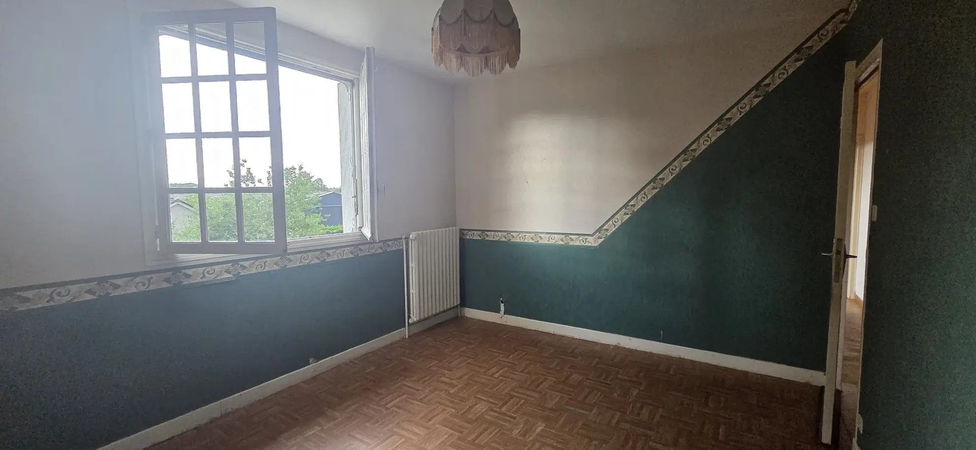 Maison traditionnelle à Lubersac avec jardin de 700 m² et sous-sol 