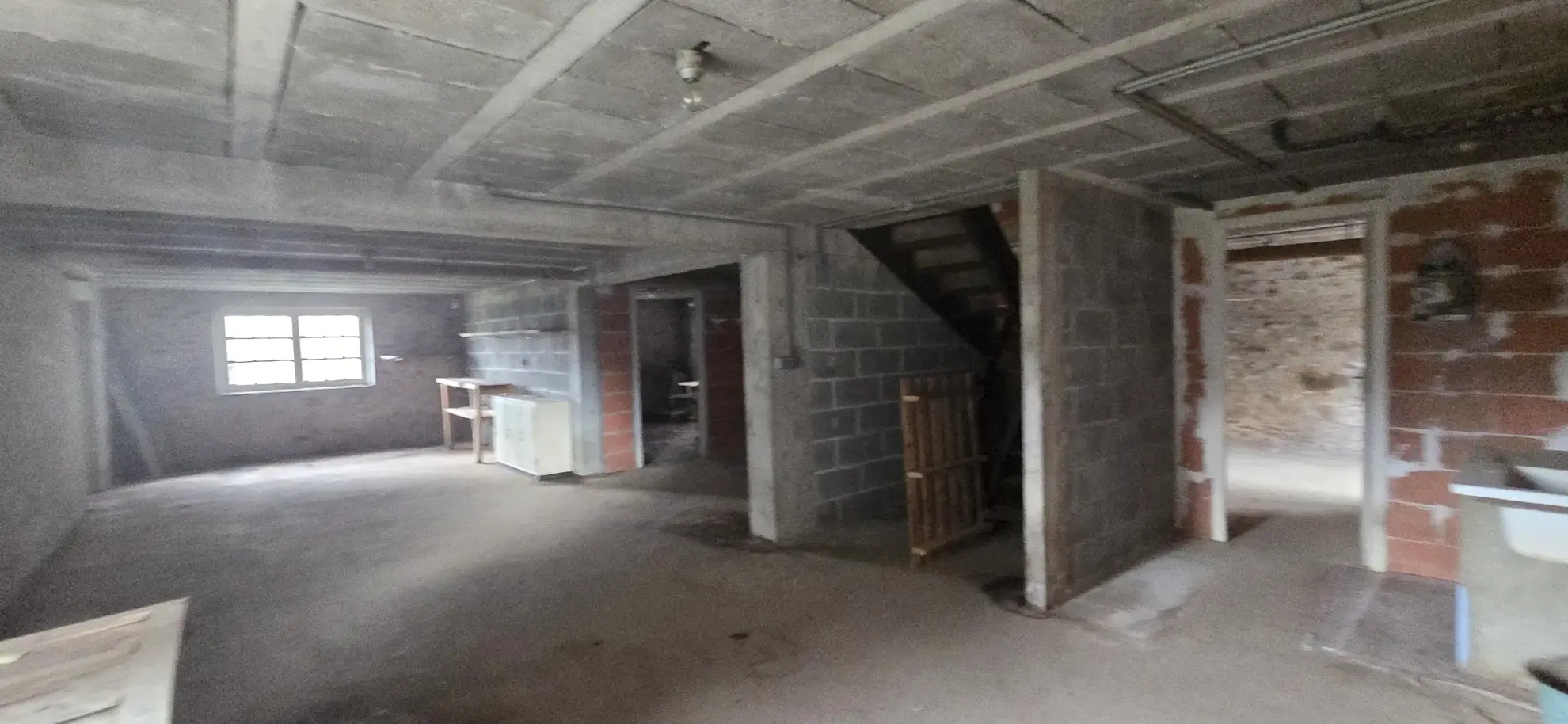 Maison traditionnelle à Lubersac avec jardin de 700 m² et sous-sol 