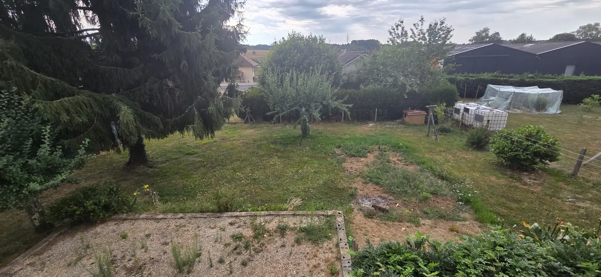 Maison traditionnelle à Lubersac avec jardin de 700 m² et sous-sol 