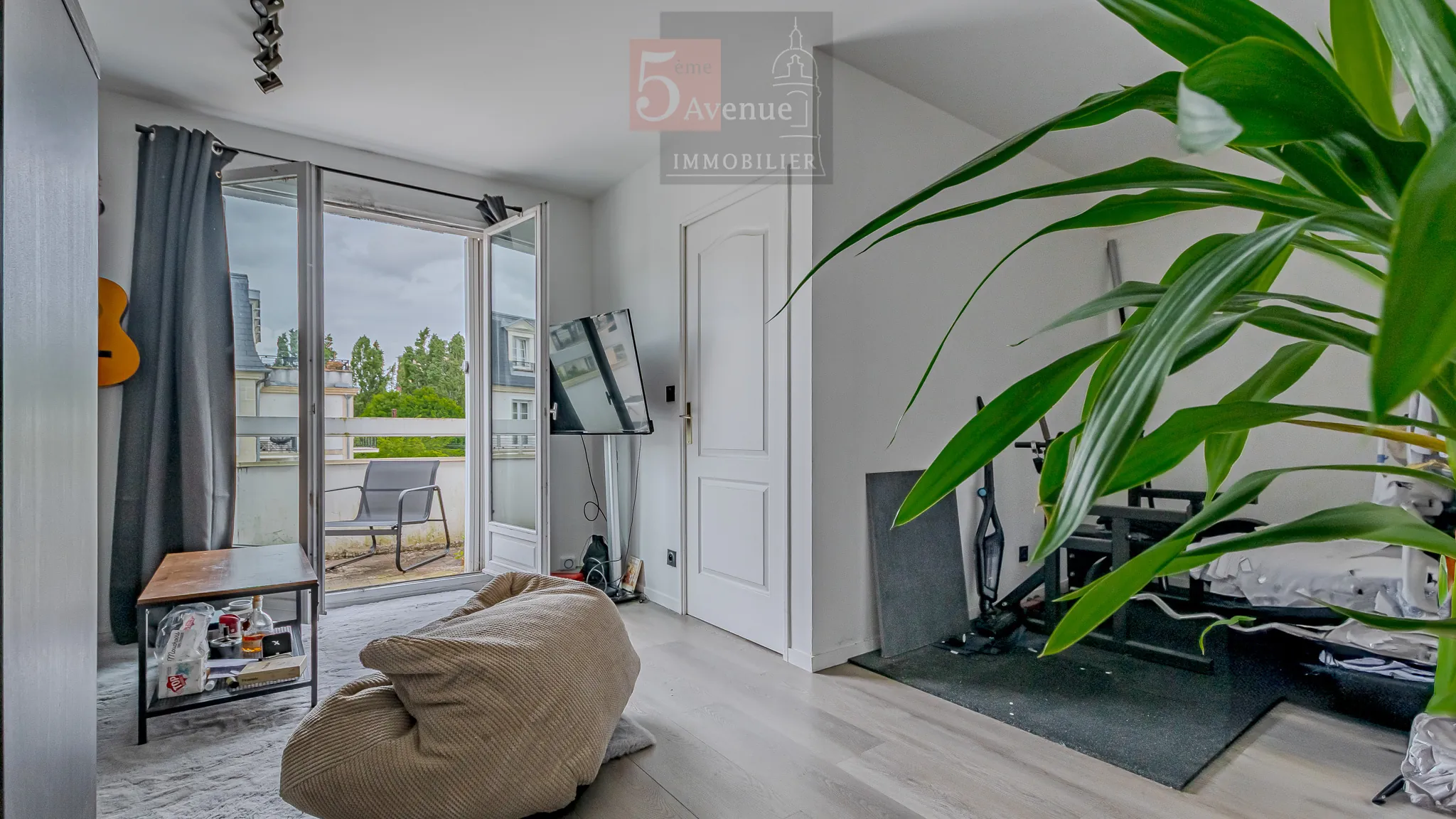 Studio à vendre à Chantilly de 35 m² avec balcon et parking en sous-sol 