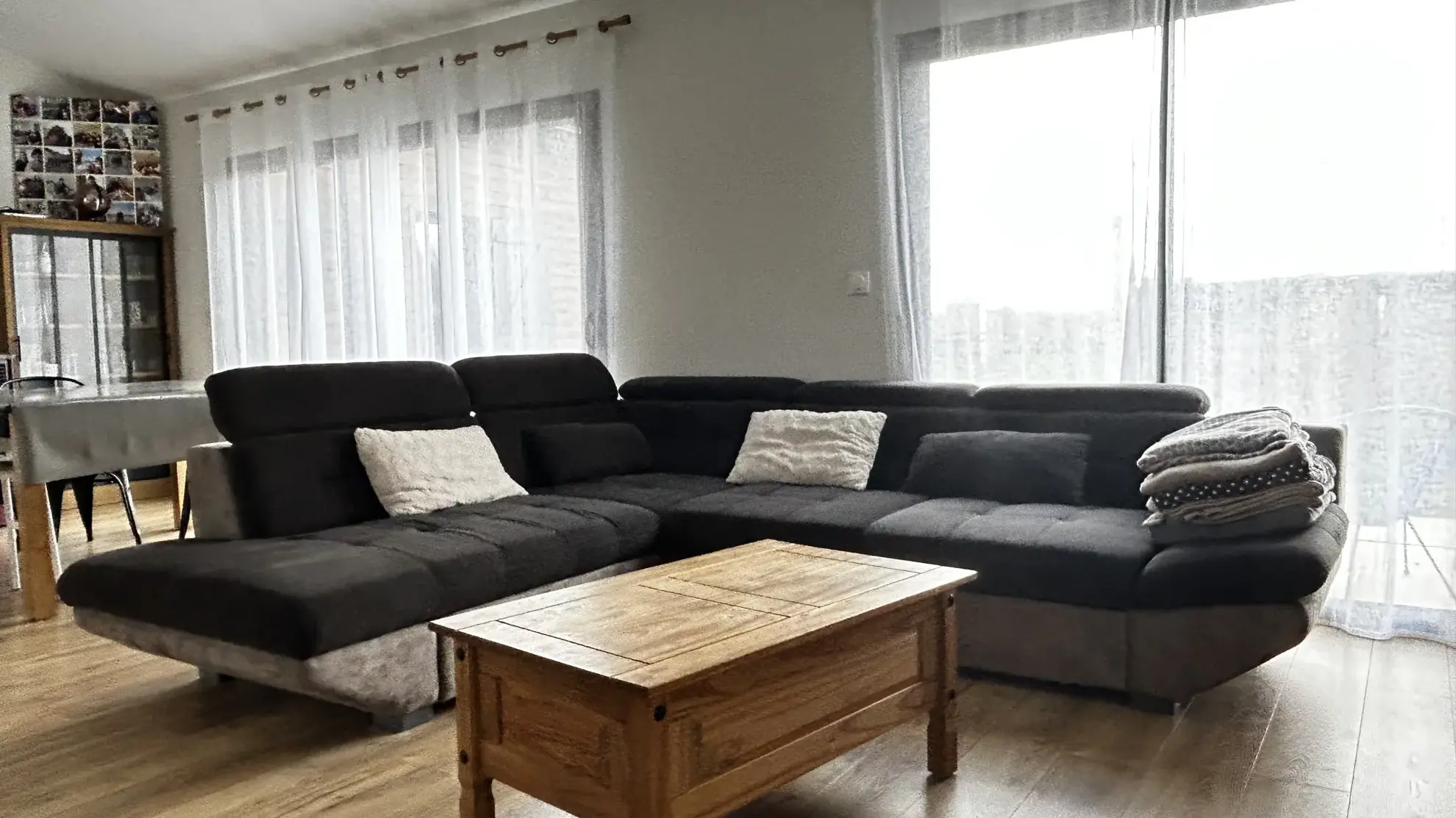 Magnifique maison en ossature bois avec piscine à Coulon - Éco-responsable, récente et spacieuse 