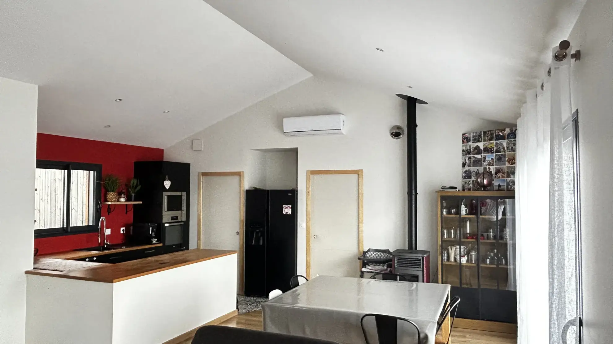 Magnifique maison en ossature bois avec piscine à Coulon - Éco-responsable, récente et spacieuse 