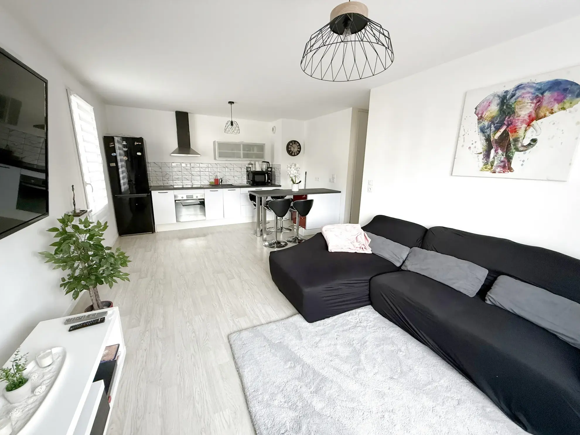 Appartement T3 lumineux avec parking et balcon à Beauvais Nord 