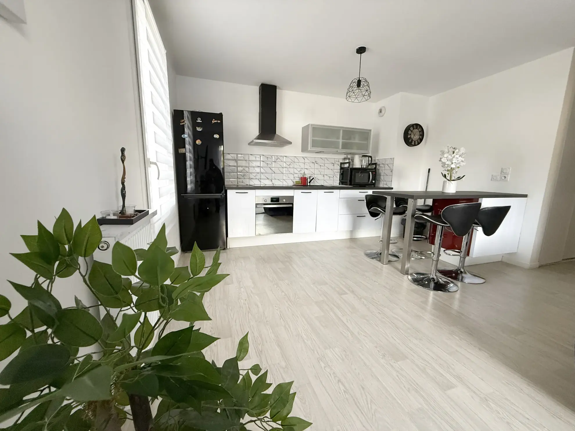 Appartement T3 lumineux avec parking et balcon à Beauvais Nord 