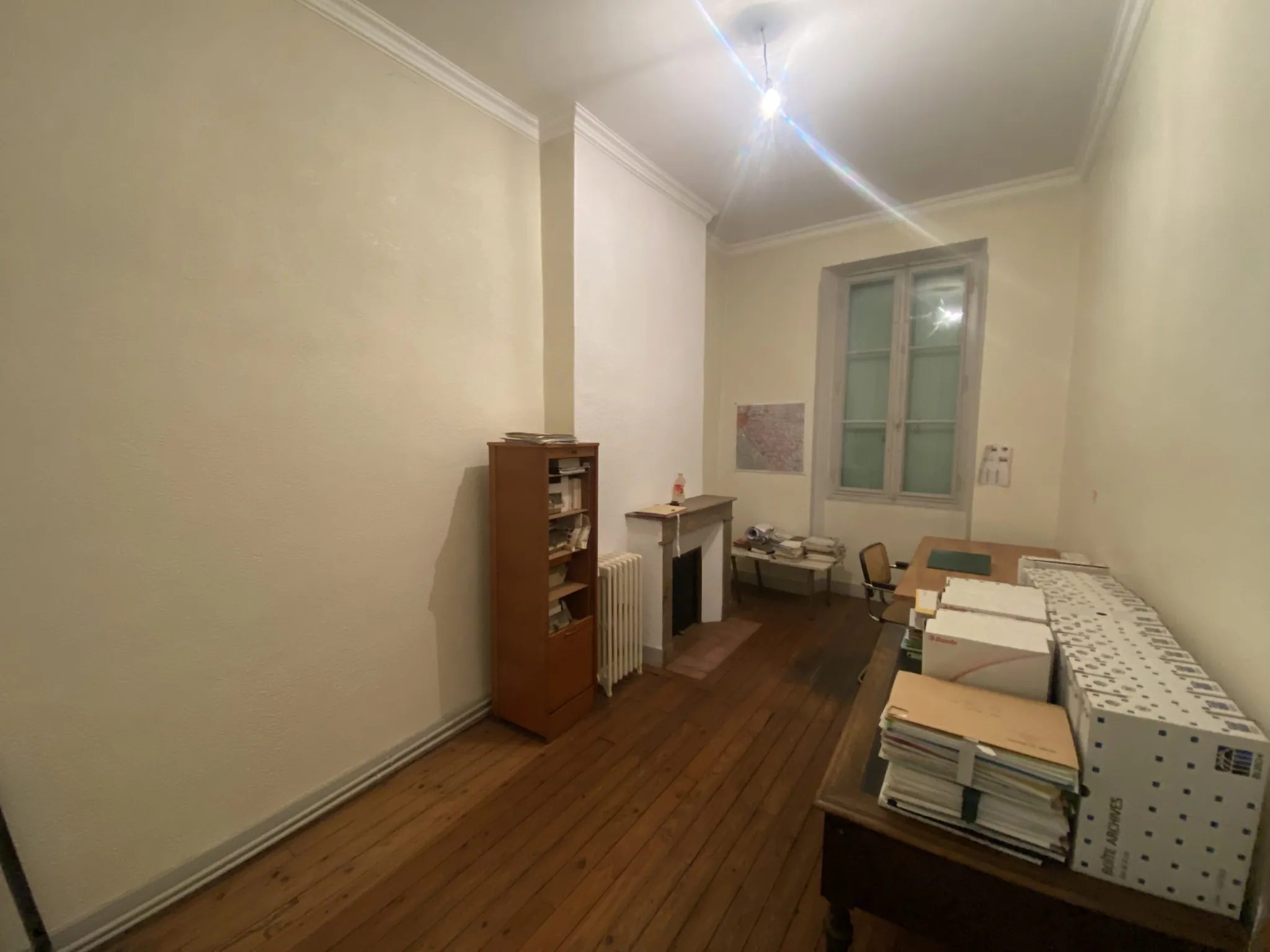 Grande maison de ville rénovée de 230 m² avec dépendance et jardin à La Réole 