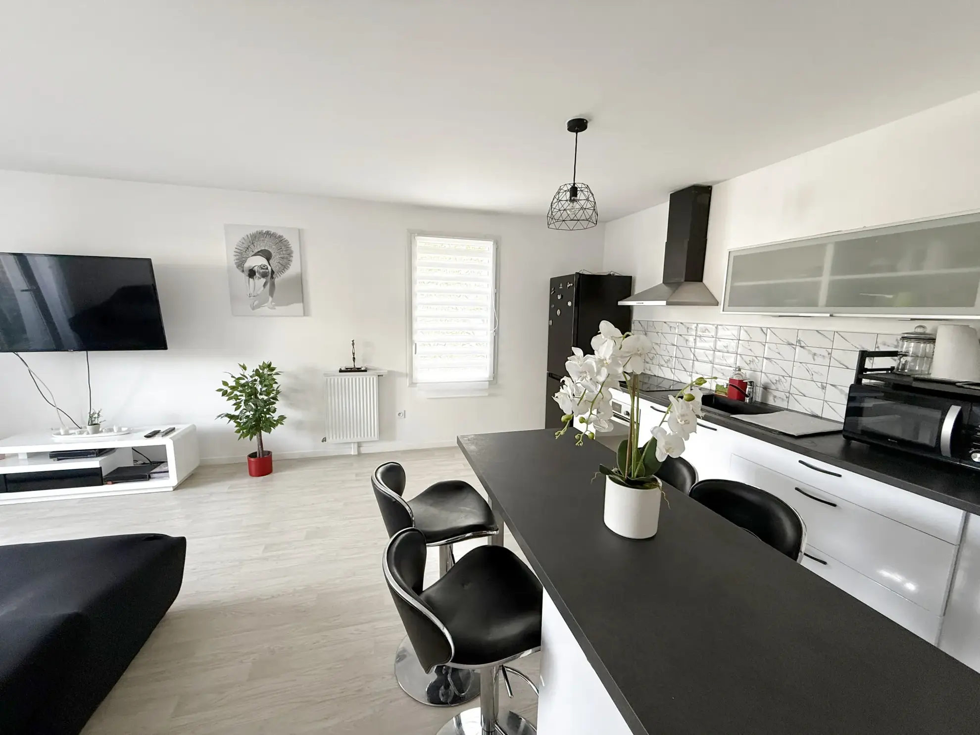 Appartement T3 lumineux avec parking et balcon à Beauvais Nord 