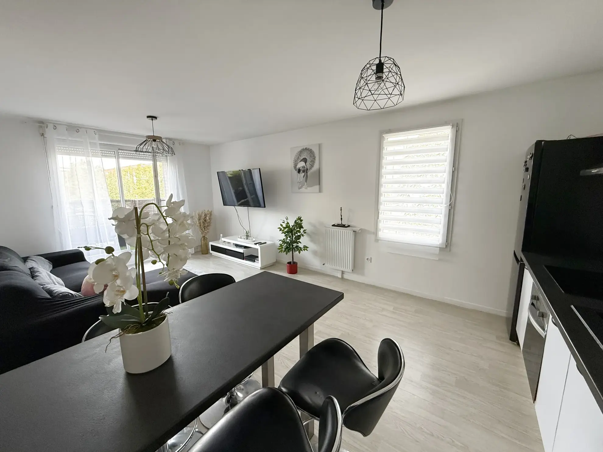 Appartement T3 lumineux avec parking et balcon à Beauvais Nord 