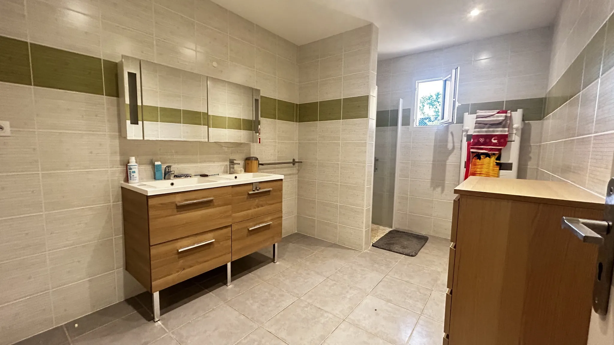 Maison de plain-pied à Coulon - 3 chambres, jardin et garage dans le Marais Poitevin 