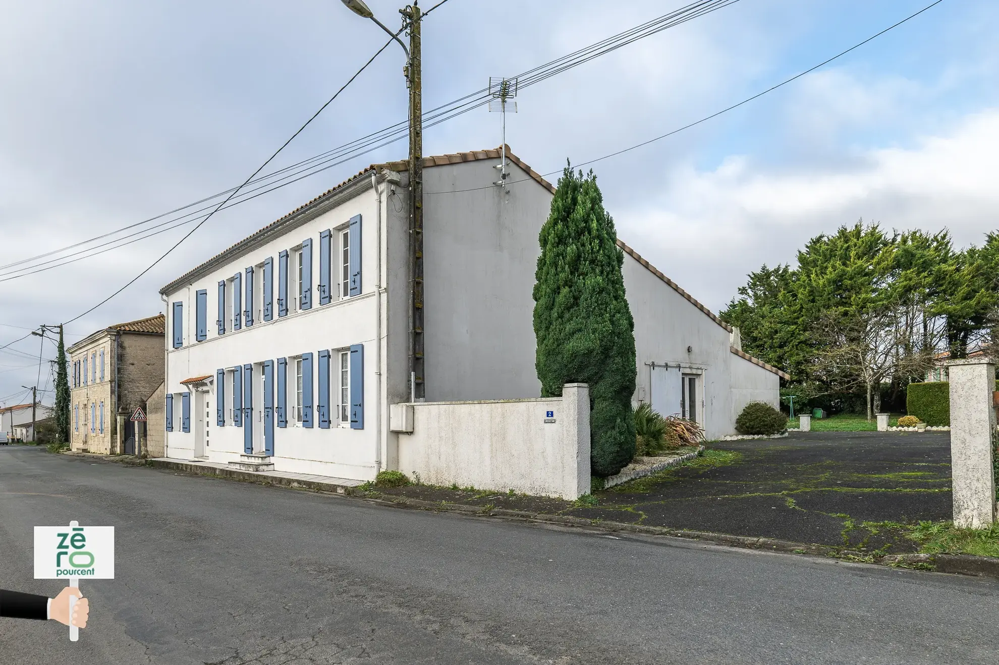 Maison familiale avec potentiel à La Gravelle, proche La Rochelle 