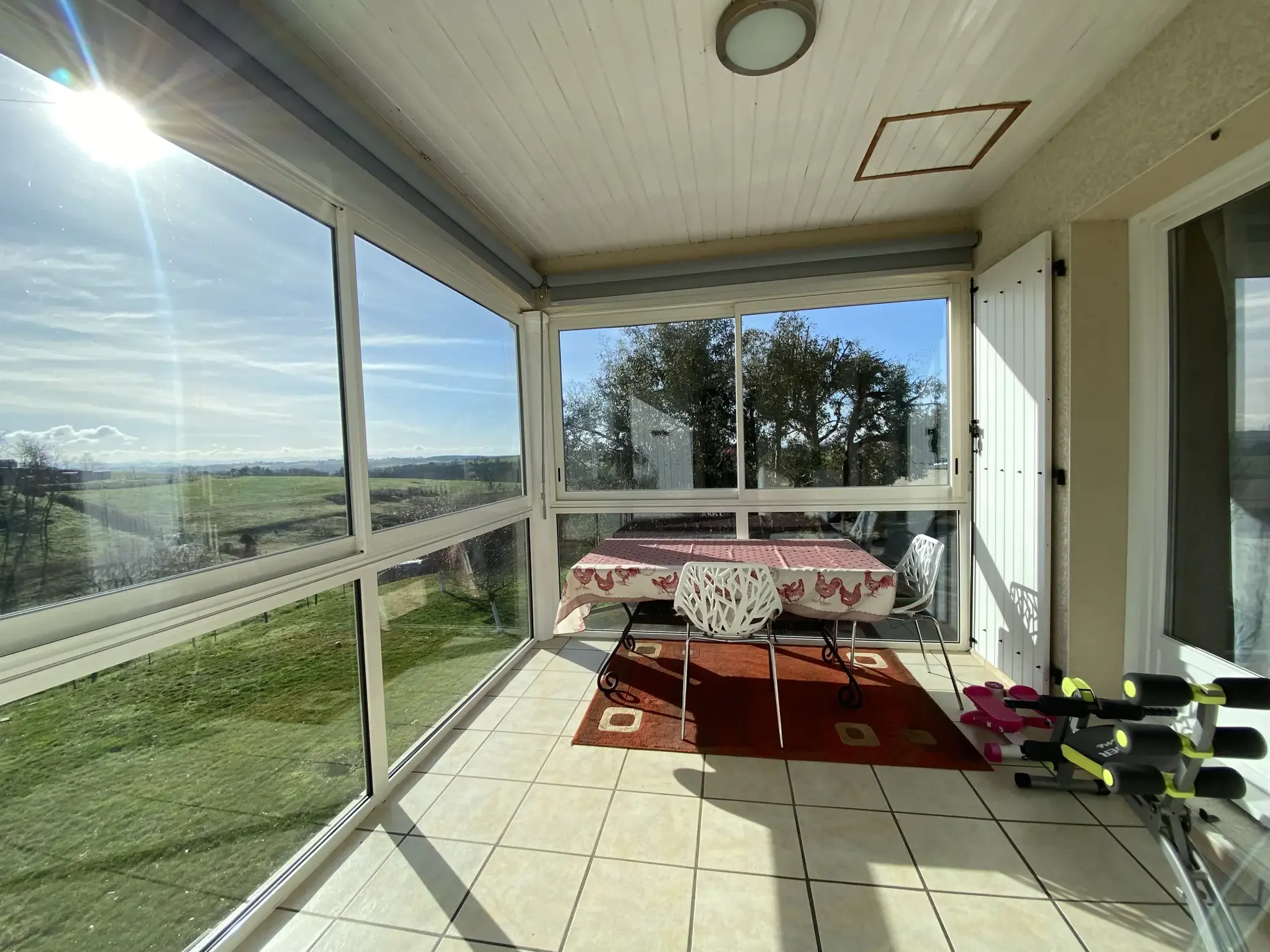 Belle maison de 2008 avec grand terrain et vue campagne à Balbigny (Loire) 