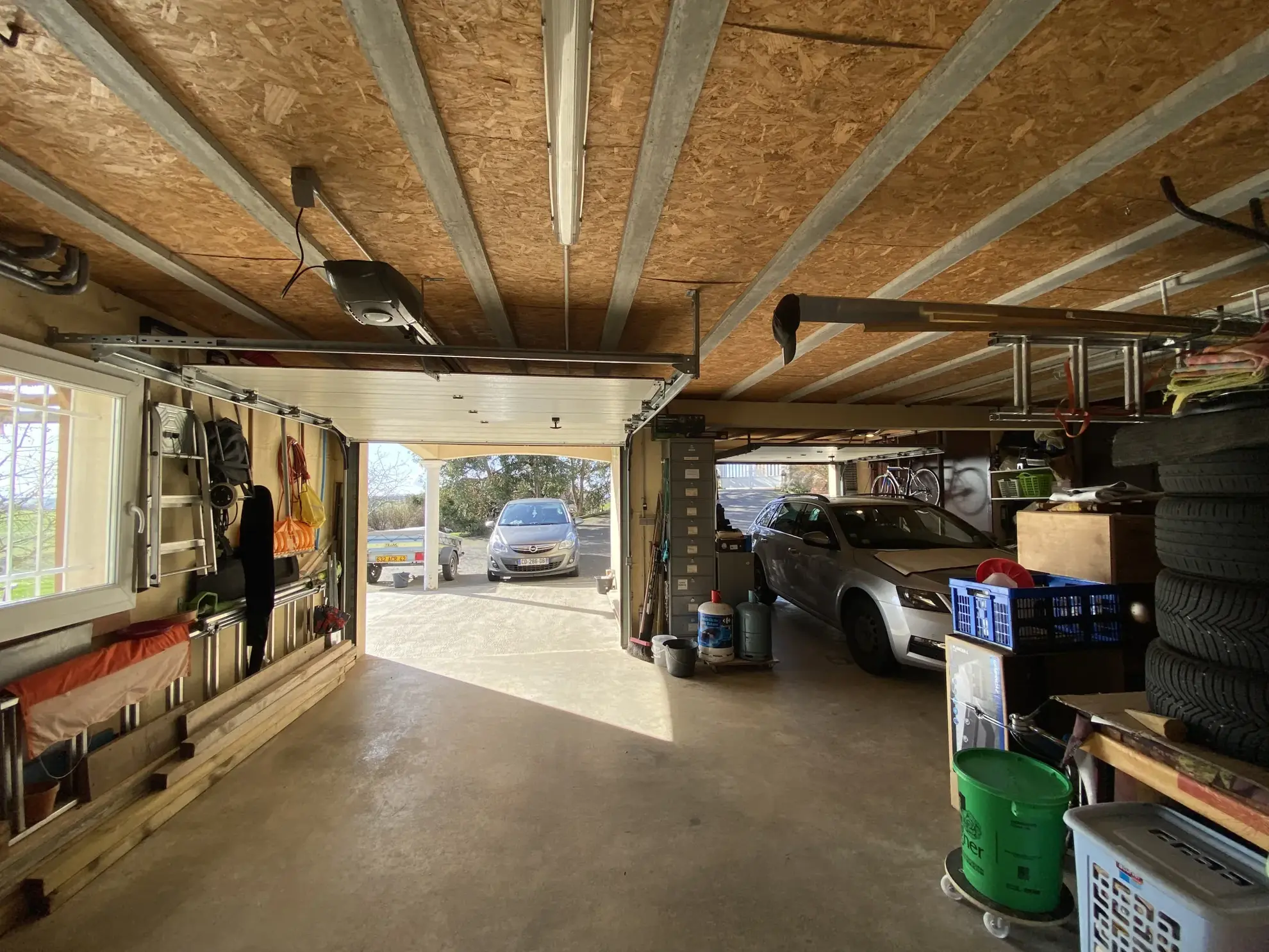 Belle maison de 2008 avec grand terrain et vue campagne à Balbigny (Loire) 