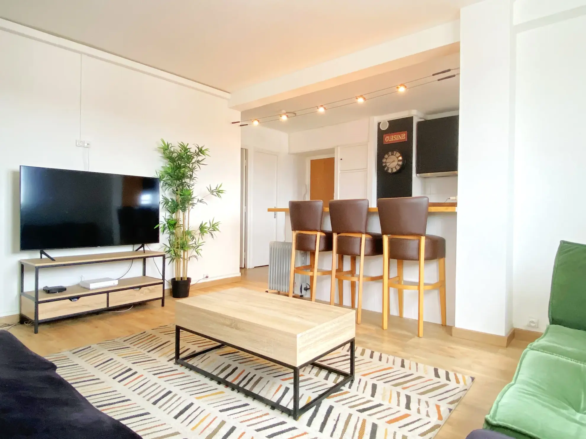 Appartement T4 rénové avec vue sur Canigou à Perpignan Sud 