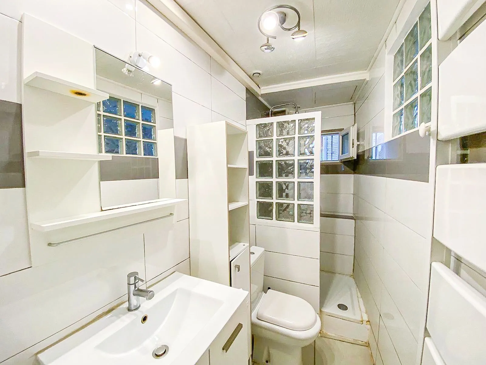 Appartement T2 de 42 m² en vente à Hyères, centre-ville, idéal investisseur ou primo-accédant 