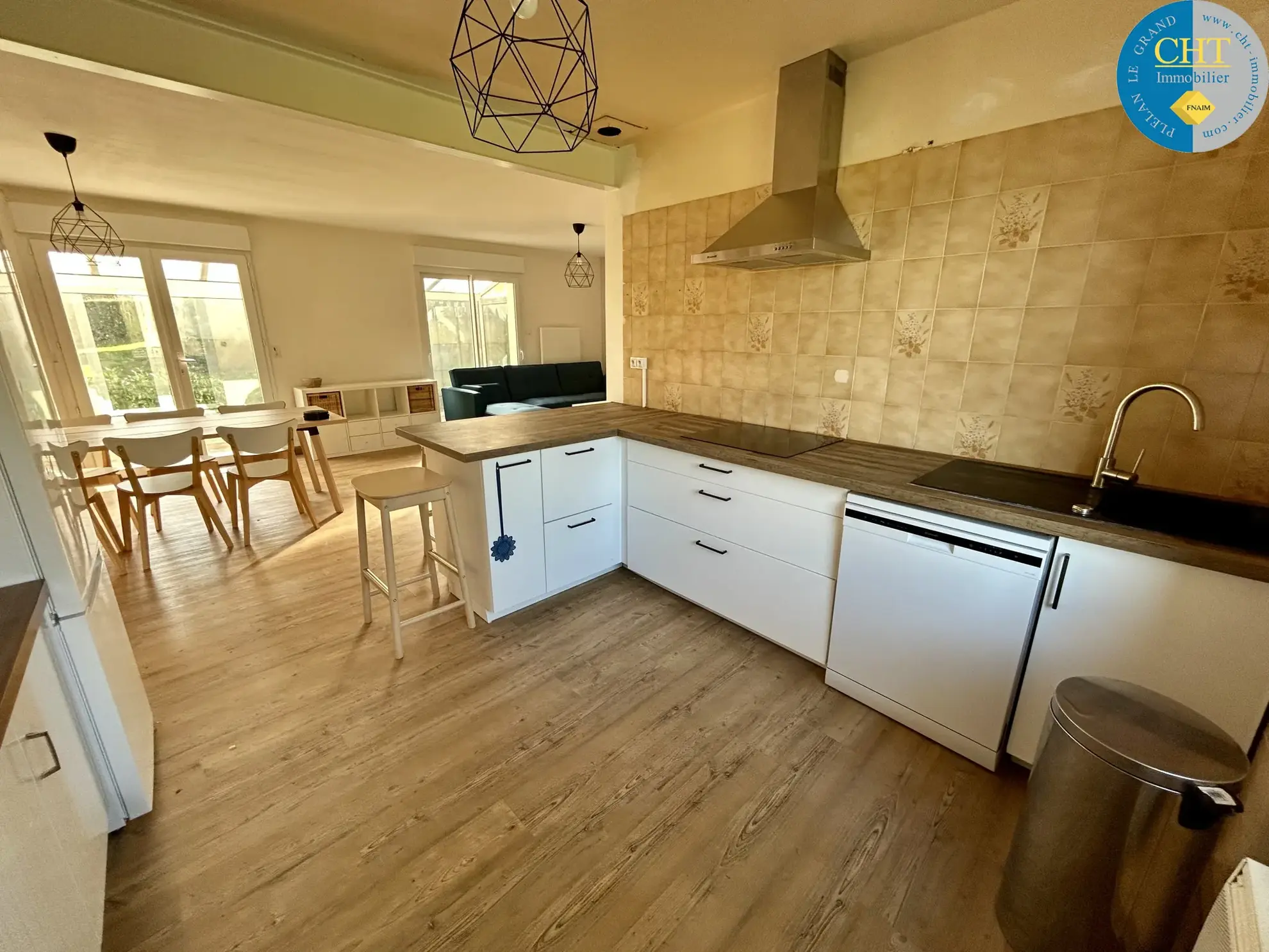 Maison en pierre rénovée à Monteneuf, 3 chambres, proche Guér, terrain arboré de 599 m² 