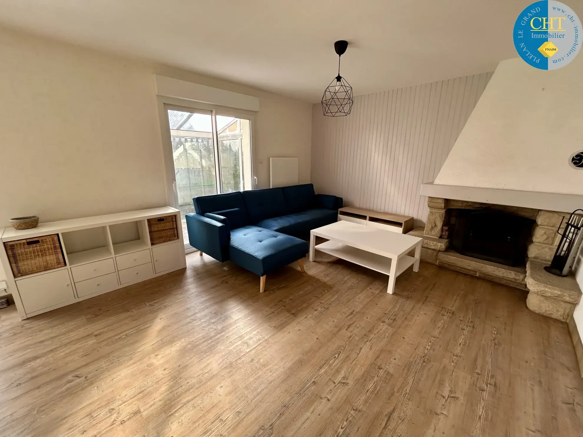 Maison en pierre rénovée à Monteneuf, 3 chambres, proche Guér, terrain arboré de 599 m² 