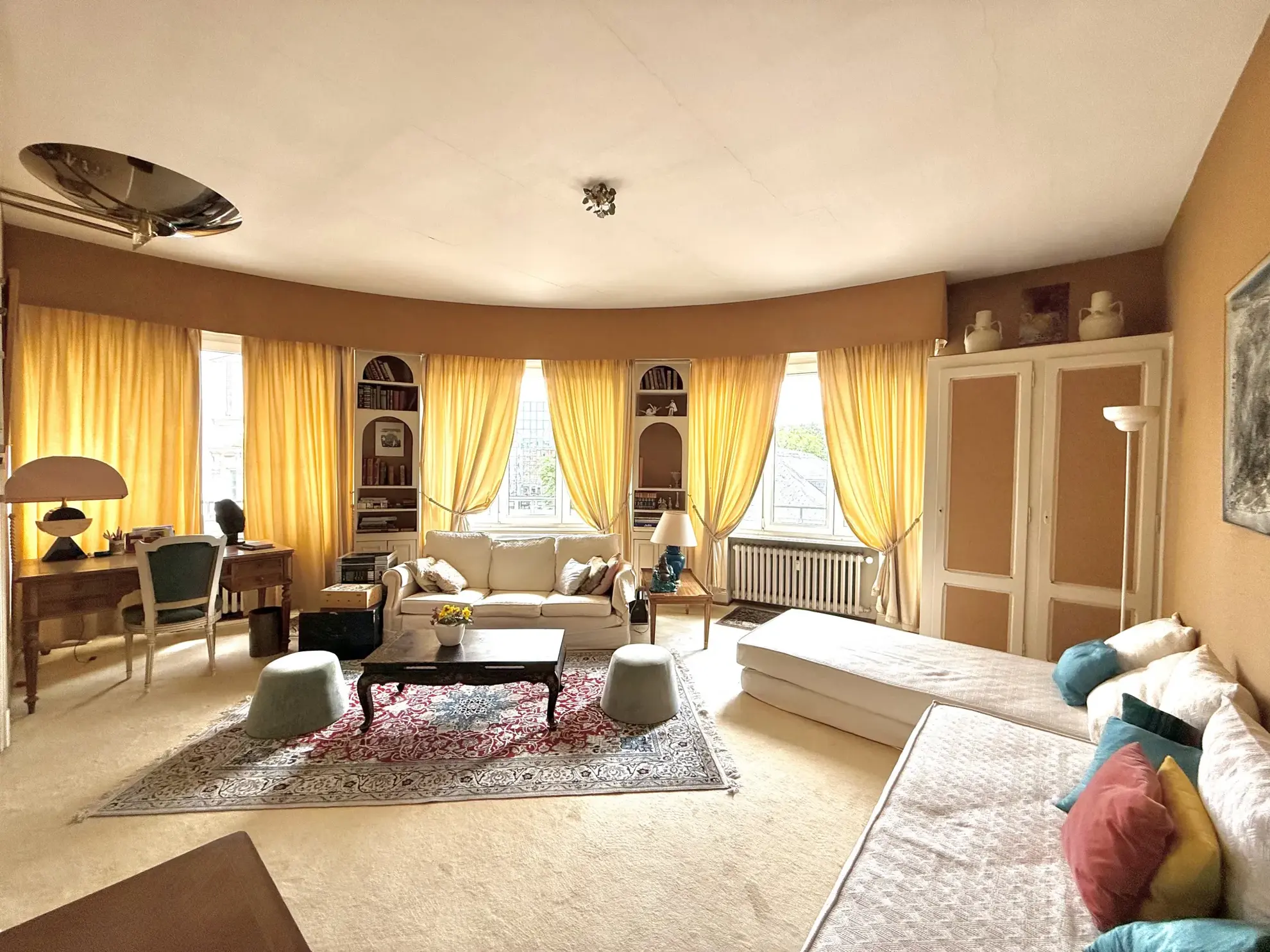 Appartement T6 lumineux à Mulhouse, cadre calme et proche commodités