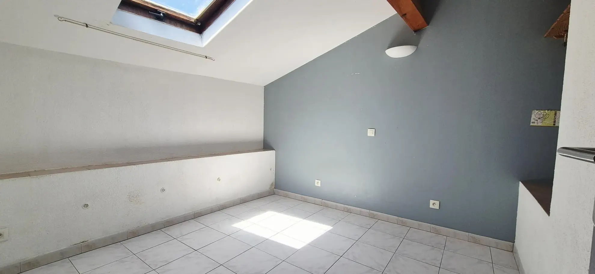 Appartement duplex à Restinclières de 69,21 m² avec garage et terrasse 