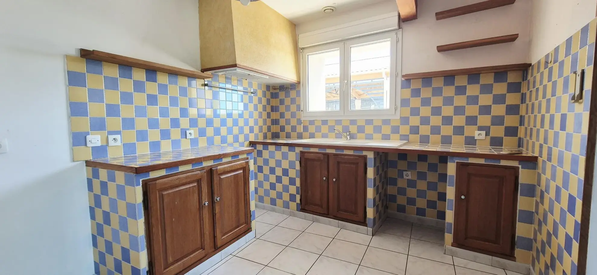 Appartement duplex à Restinclières de 69,21 m² avec garage et terrasse 