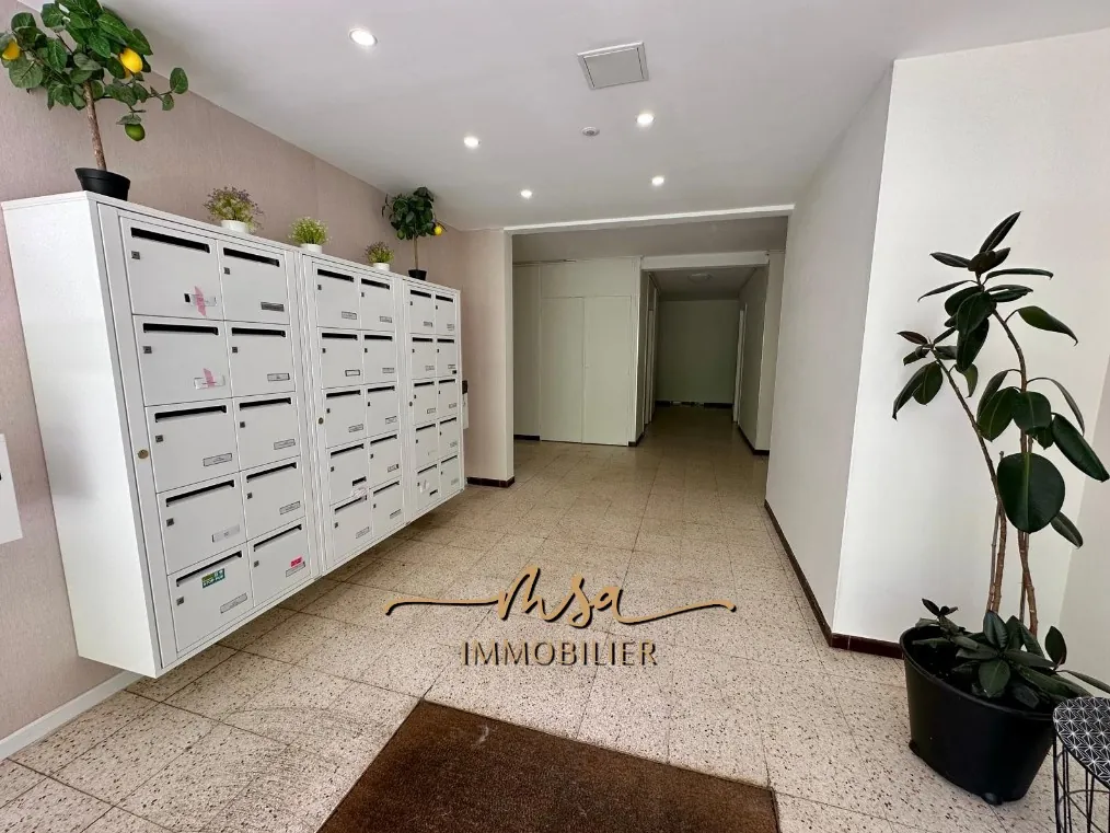 Appartement F2 de 51m² à Rouen Rive Droite avec parking et environnement calme 