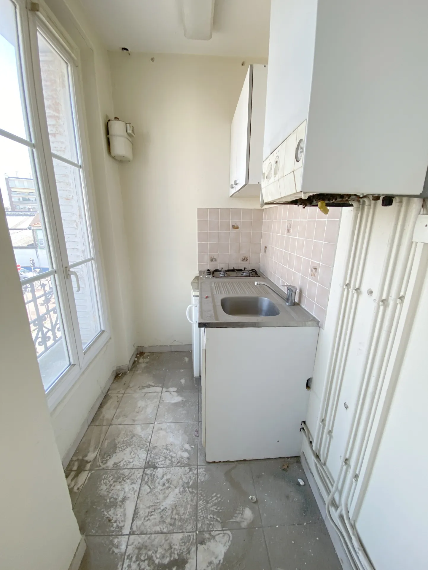 Appartement 2 pièces à vendre à Saint-Maur-des-Fosses, proche RER, rénovation à prévoir 