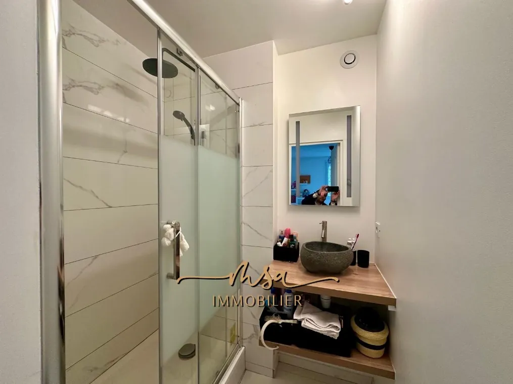 Appartement F2 de 51m² à Rouen Rive Droite avec parking et environnement calme 