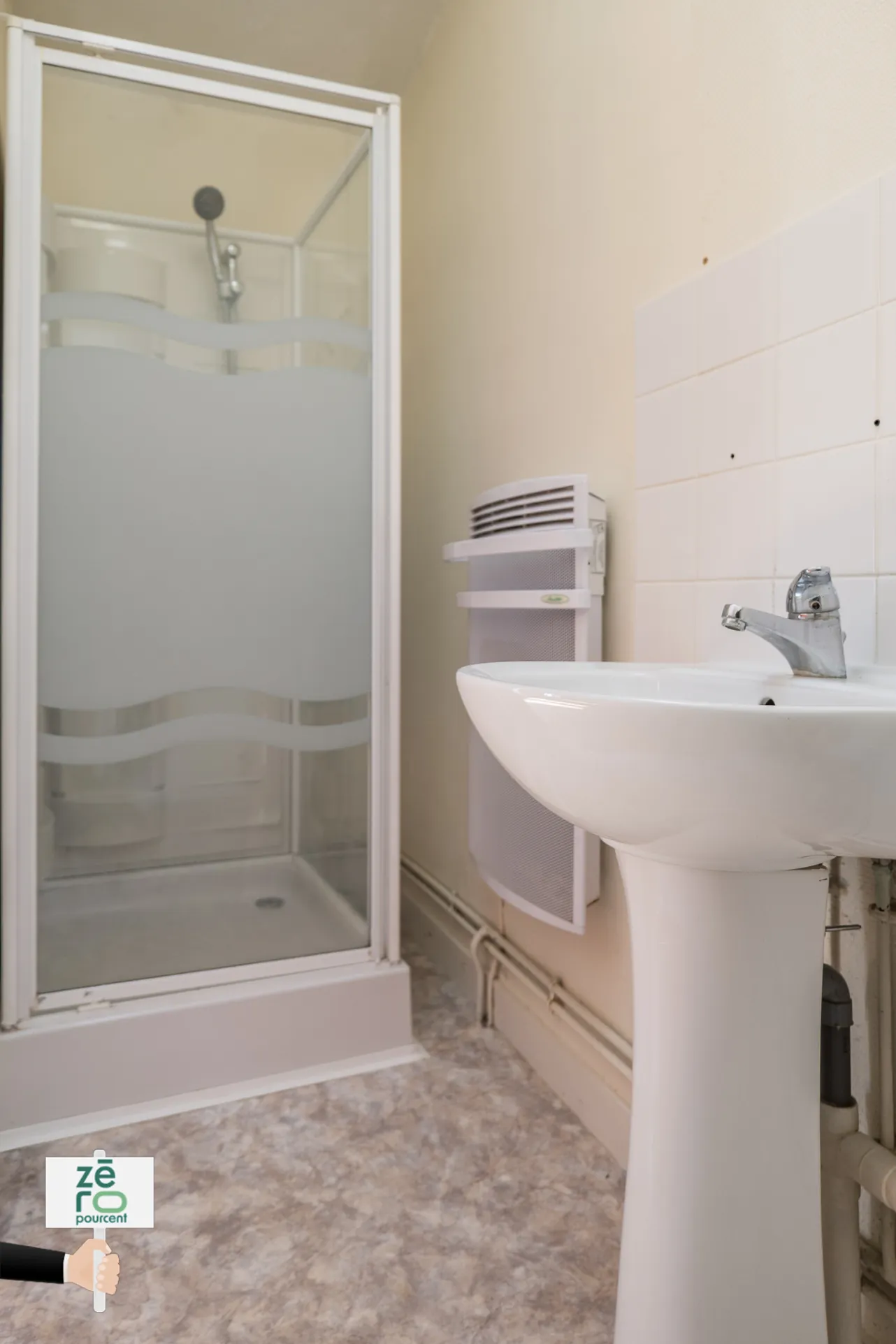 Maison de ville à vendre à Luçon - 2 chambres, parking, proche du littoral 