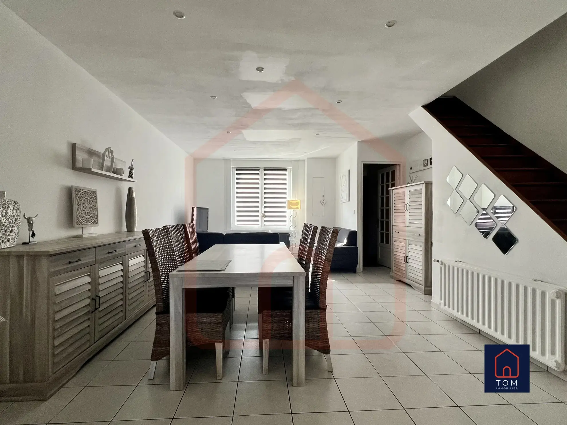 Maison ancienne rénovée avec 3 chambres, jardin et sous-sol à Lezennes 