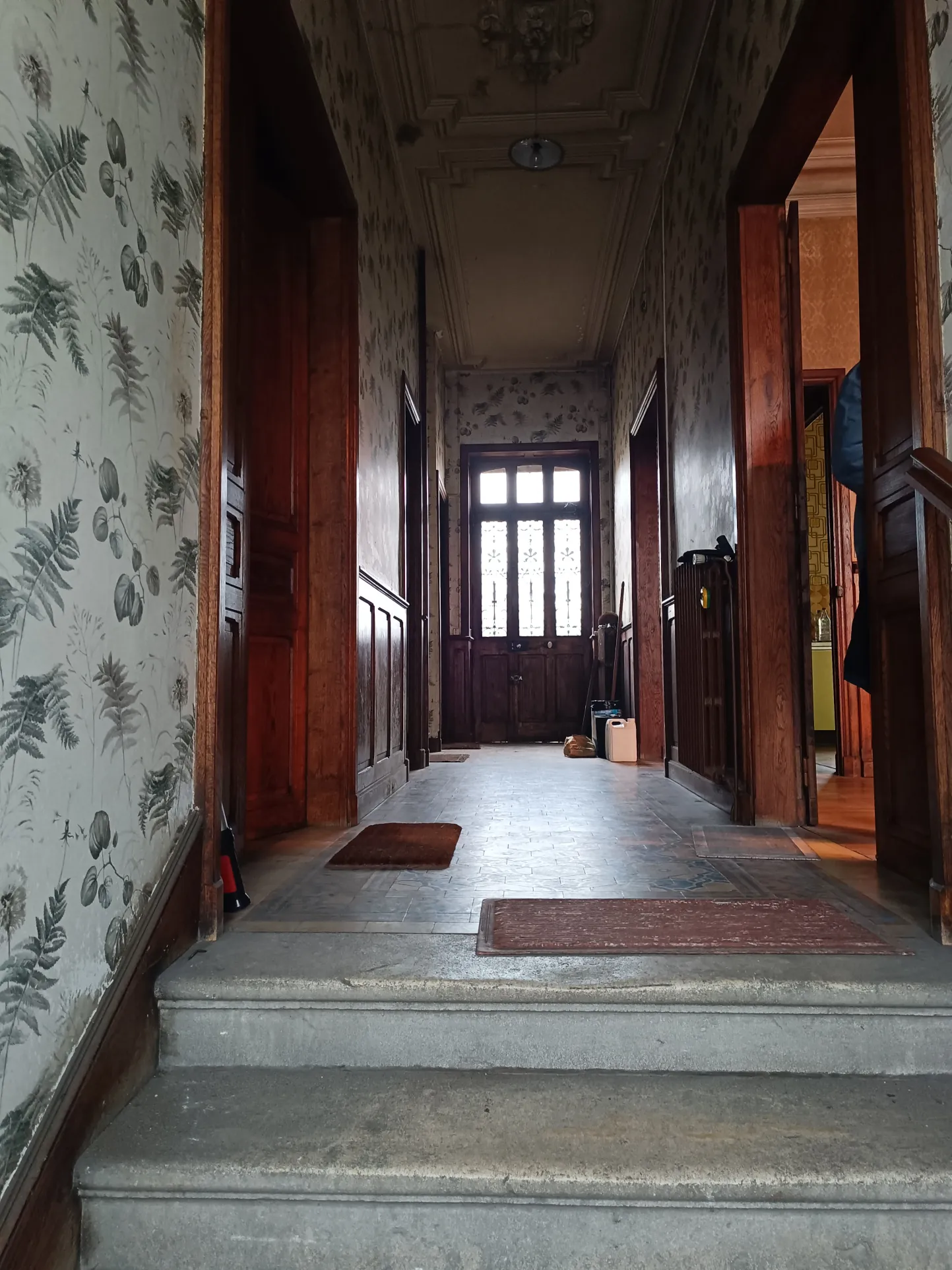 Maison bourgeoise à rénover à Vierzon centre-ville – 210 m² 