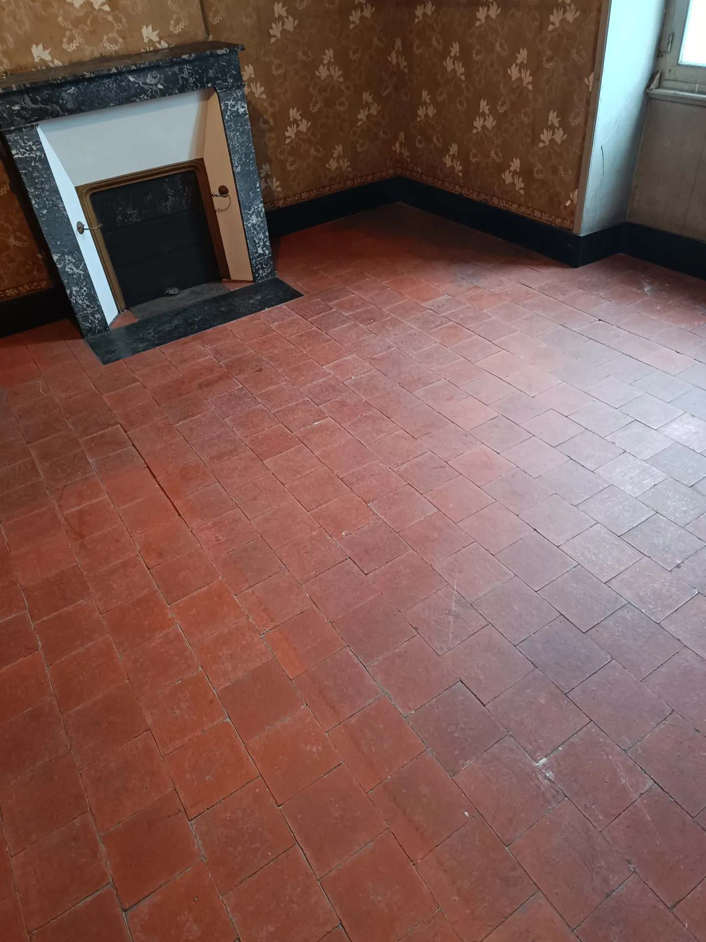 Maison bourgeoise à rénover à Vierzon centre-ville – 210 m² 