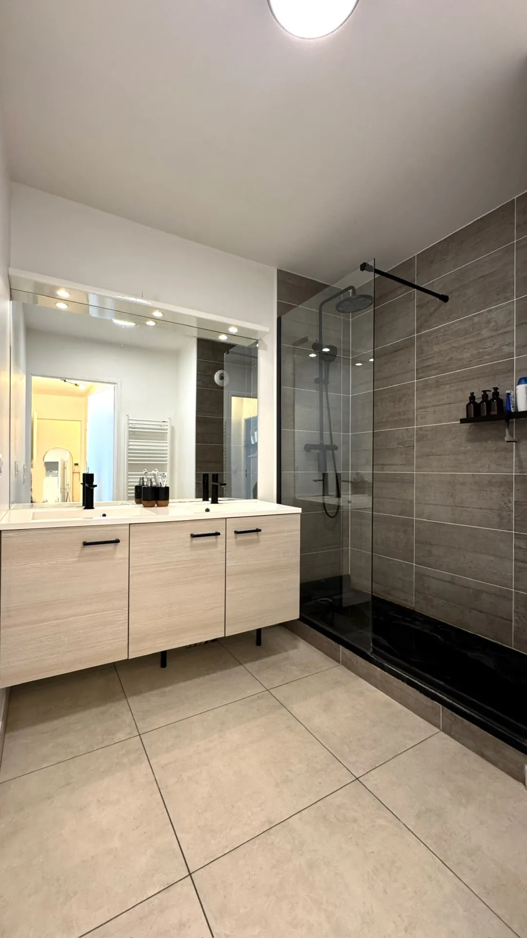 Appartement 3 pièces avec balcon à Meaux, résidence récente au centre-ville 